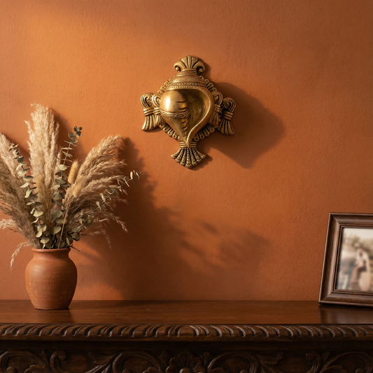 Shankh Chakra Wall Mount